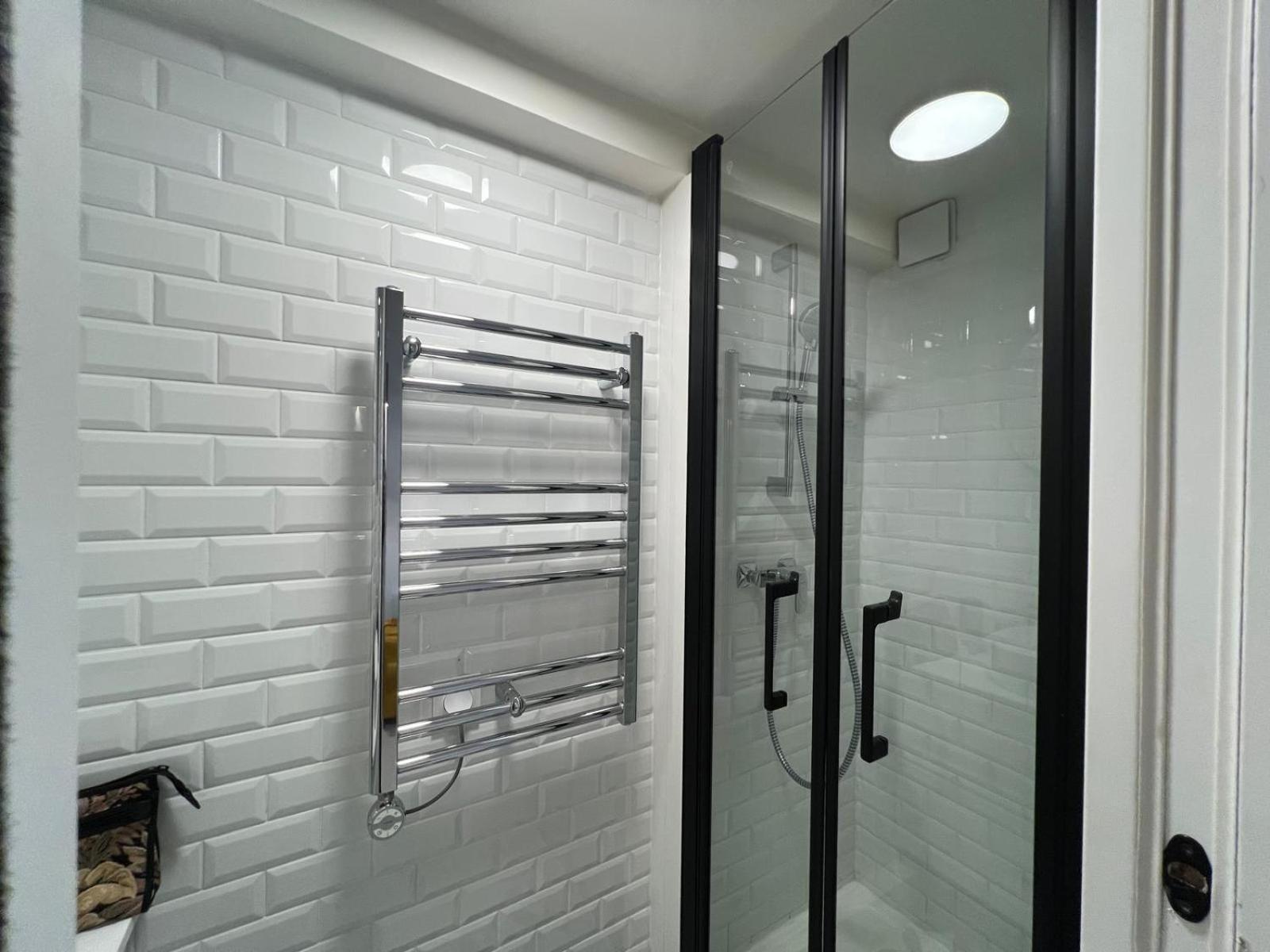 Appartement Design Quartier Montmartre-Sacre-Coeur! Paris Xviiie Екстер'єр фото
